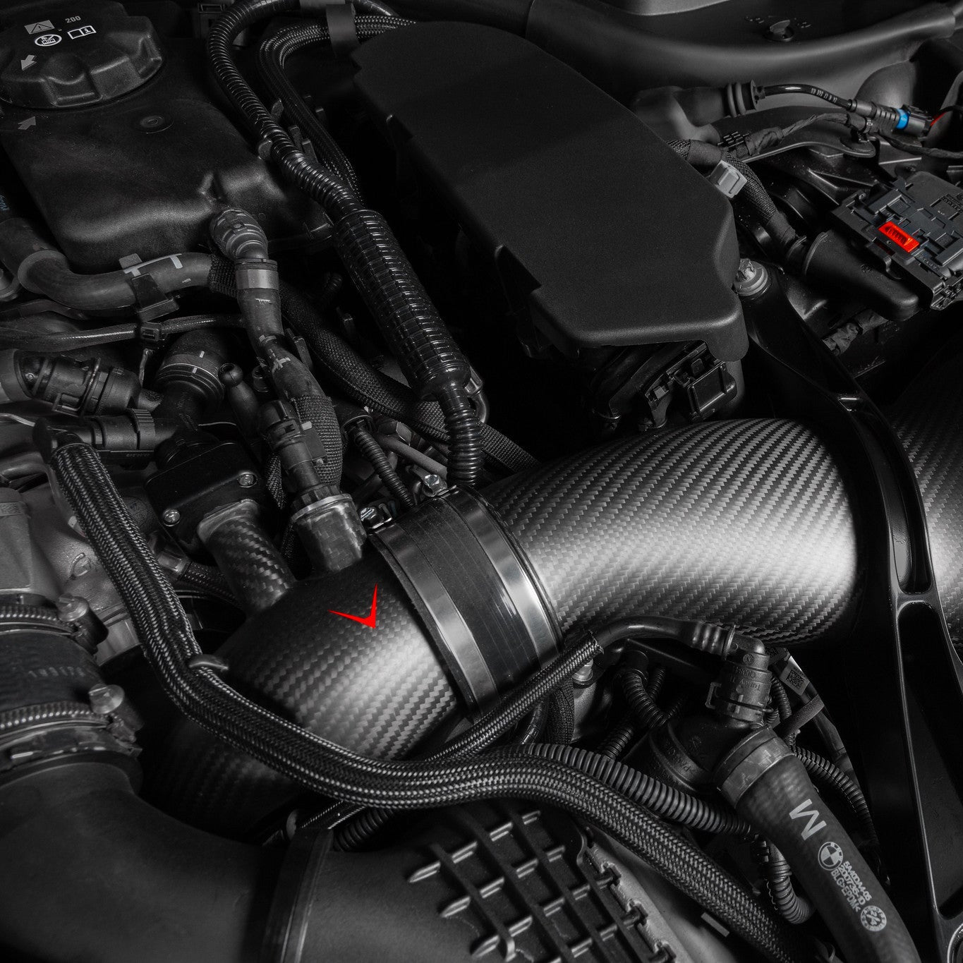 Karbonowe Rury Turbo Inlet Eventuri do BMW M5 G90/G99