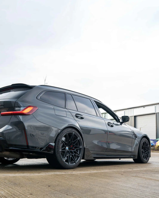 'Performance Style' Threshold Extensions for BMW M3 G80/G81 in Gloss Black