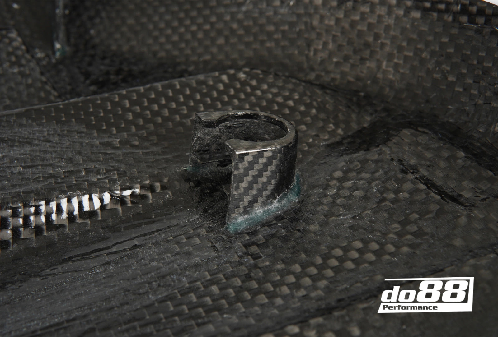 do88 Karbonowa osłona silnika - BMW M2 M3 M4 (G80/G81/G82/G83/G87)