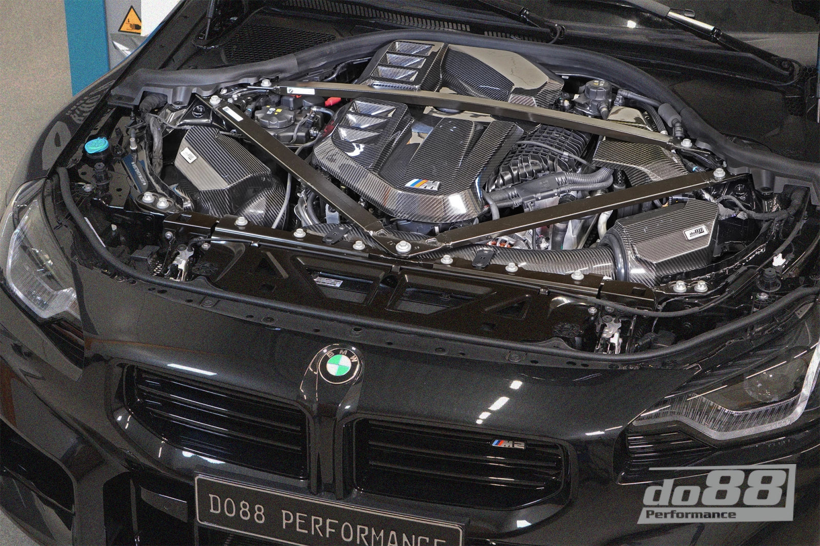 do88 Karbonowa osłona silnika - BMW M2 M3 M4 (G80/G81/G82/G83/G87)