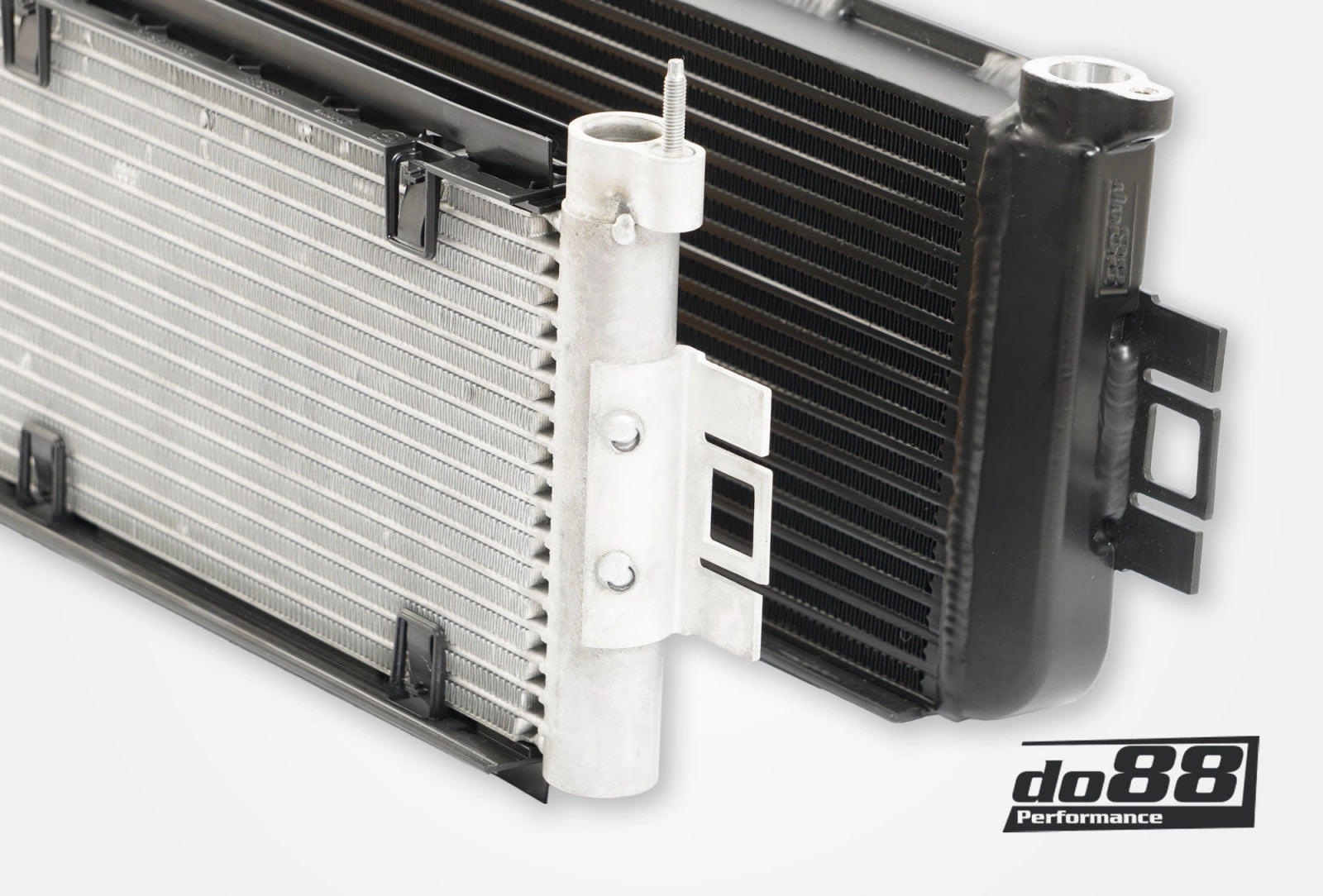 do88 Chłodnica oleju - BMW S58 M2 M3 M4 (G80/G81/G82/G83/G87)