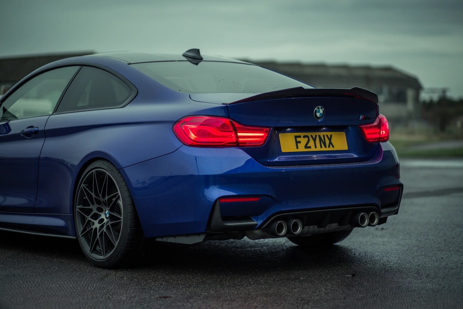 Karbonowy Spojler 'Ducktail Style' do BMW M4 F82 oraz Seria 4 F32